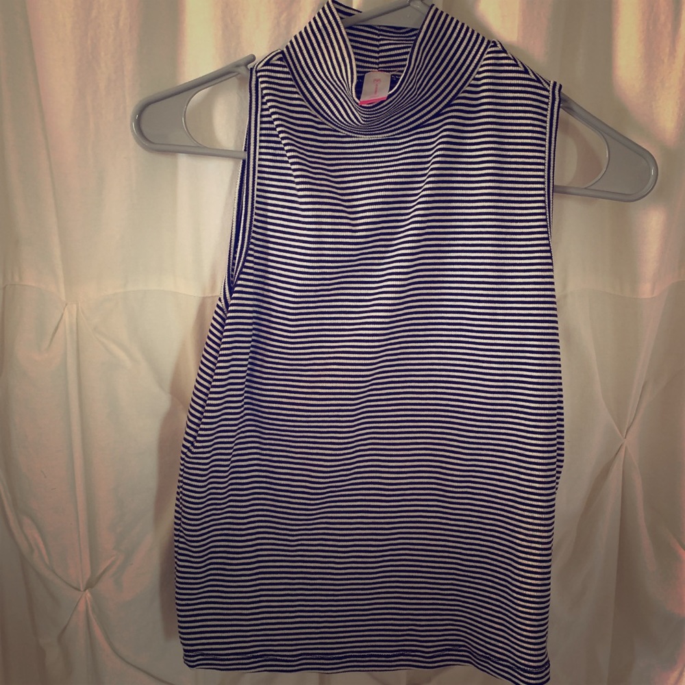 Stripped crop top